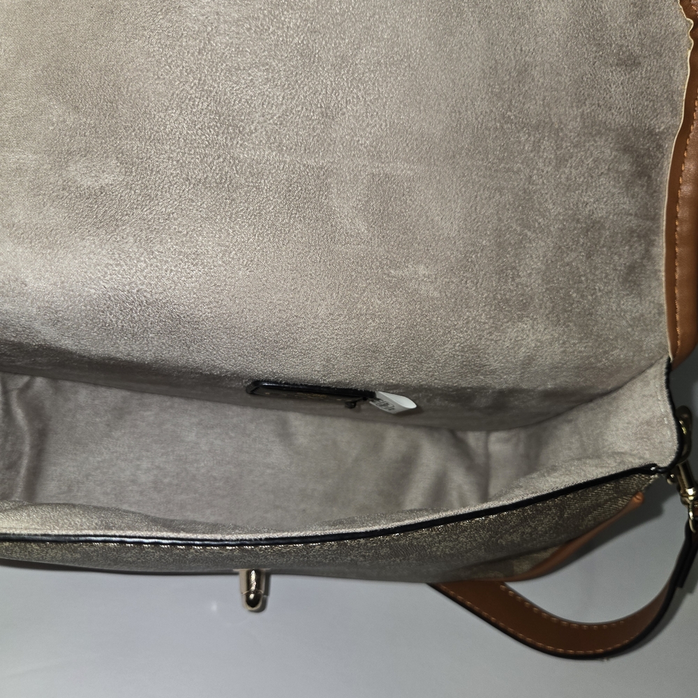 Coach Signature Canvas Turnlock Crossbody Bag in Brown/Tan - Picture 8 of 9
